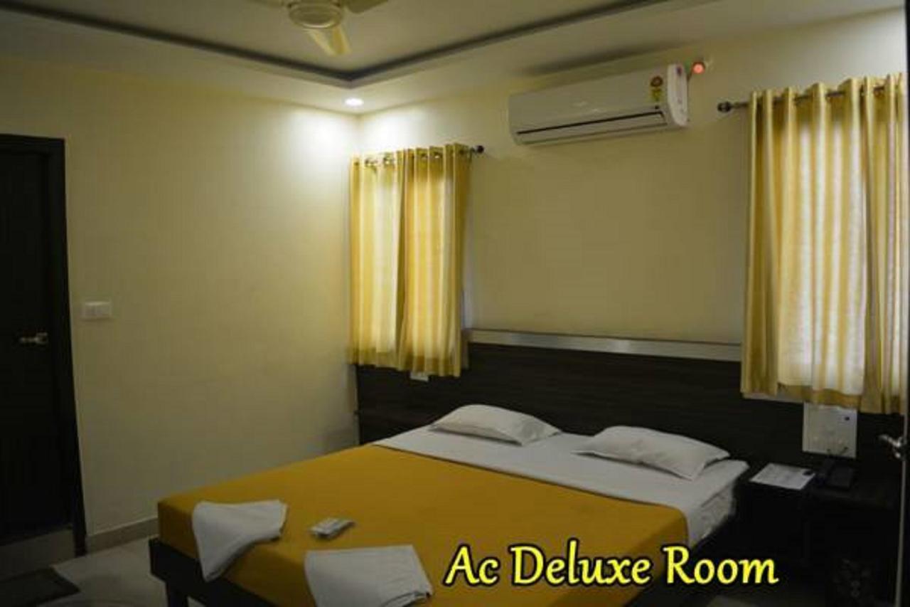 Hotel Green Tree Rāipur Dış mekan fotoğraf